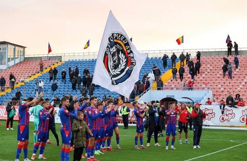 FC Bihor încheie anul pe locul al treilea în Liga 2 // foto: Facebook