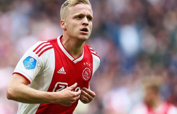 Real Madrid îl cumpără pe Van de Beek » Ce sumă va încasa Ajax