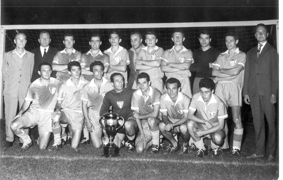 RETRO GSP. 52 de ani de la Anglia - România 1-1 » Și de la debutul celui care a refuzat Dinamo, Steaua și Rapid pentru a nu-și trăda unica dragoste