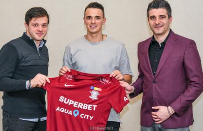 Rapid București bifează un nou transfer » Jakub Vojtus a semnat cu giuleștenii: „Am simțit că putem face împreună ceva wow”