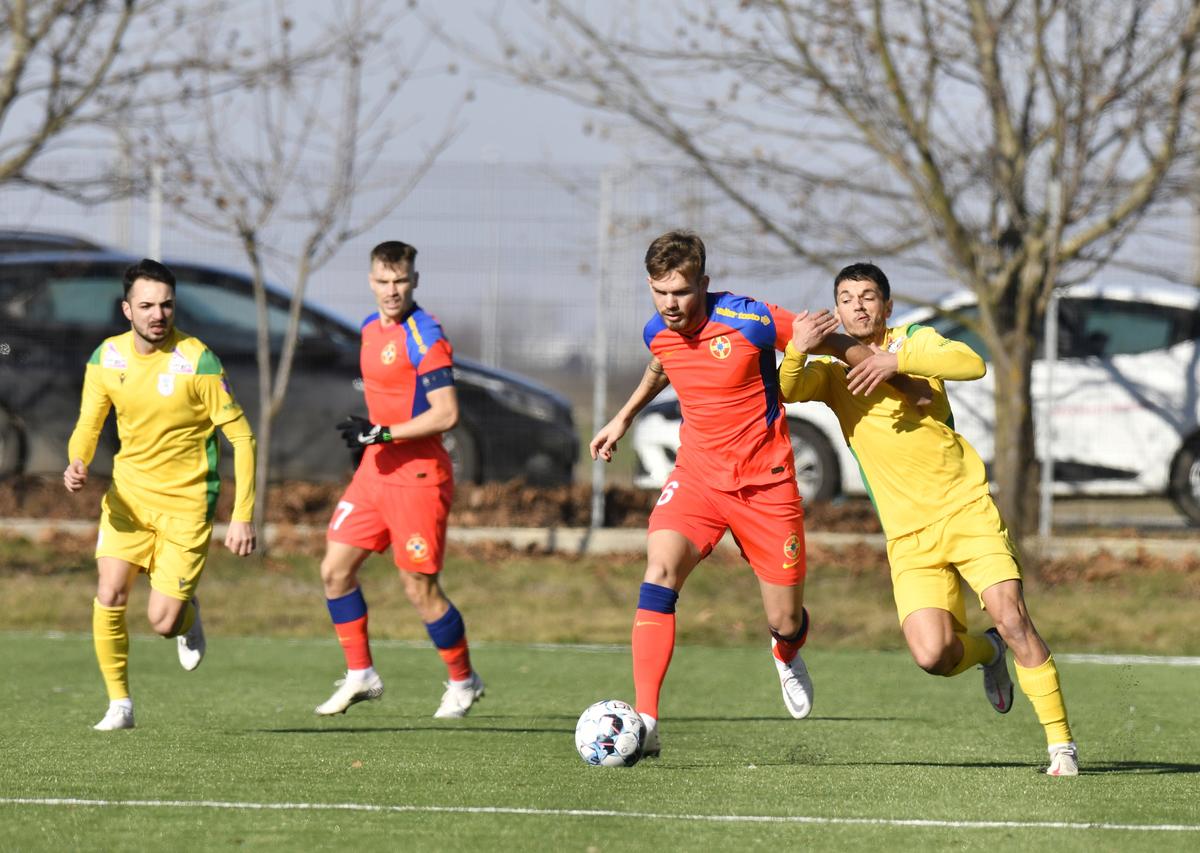 FCSB - Mioveni, amical 15 ianuarie 2022