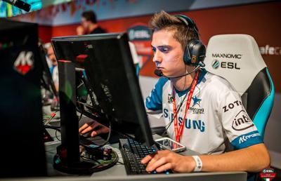 Un tânăr român, campion la CS:GO, găsit decedat în Rusia » Mama lui nu crede varianta oficială: „Mi-e teamă că a fost ucis”