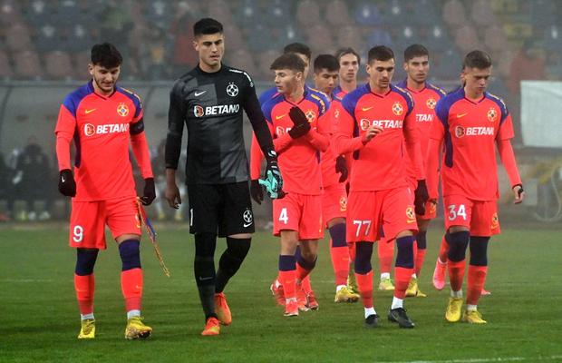 Răzvan Ducan, fostul portar de la FCSB, a fost prezentat la o nouă echipă în România