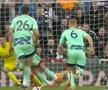 Fază incredibilă în Premier League » S-a făcut de râs la executarea penalty-ului inventat și arbitrul i-a anulat golul!