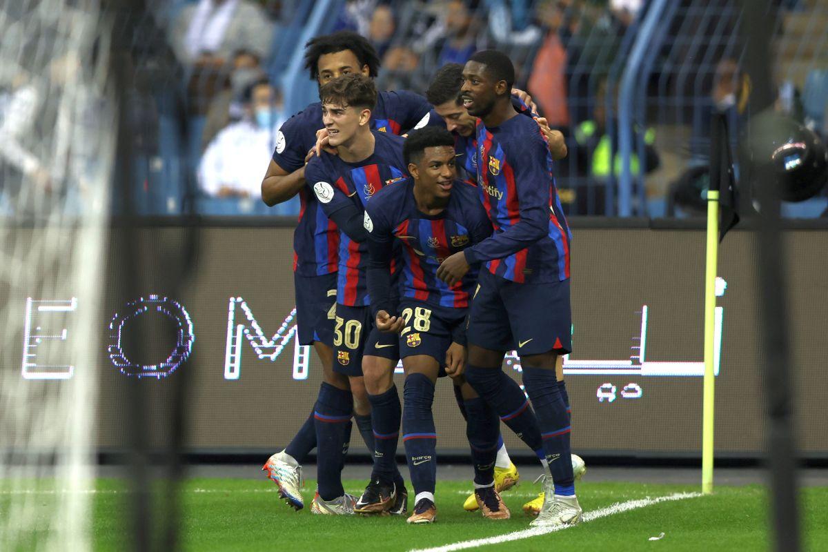 „Nu obosesc să-l laud. Băiatul ăsta n-are limite!” » Xavi Hernandez, vrăjit după evoluția cu Real Madrid: „Pasiune pură!”