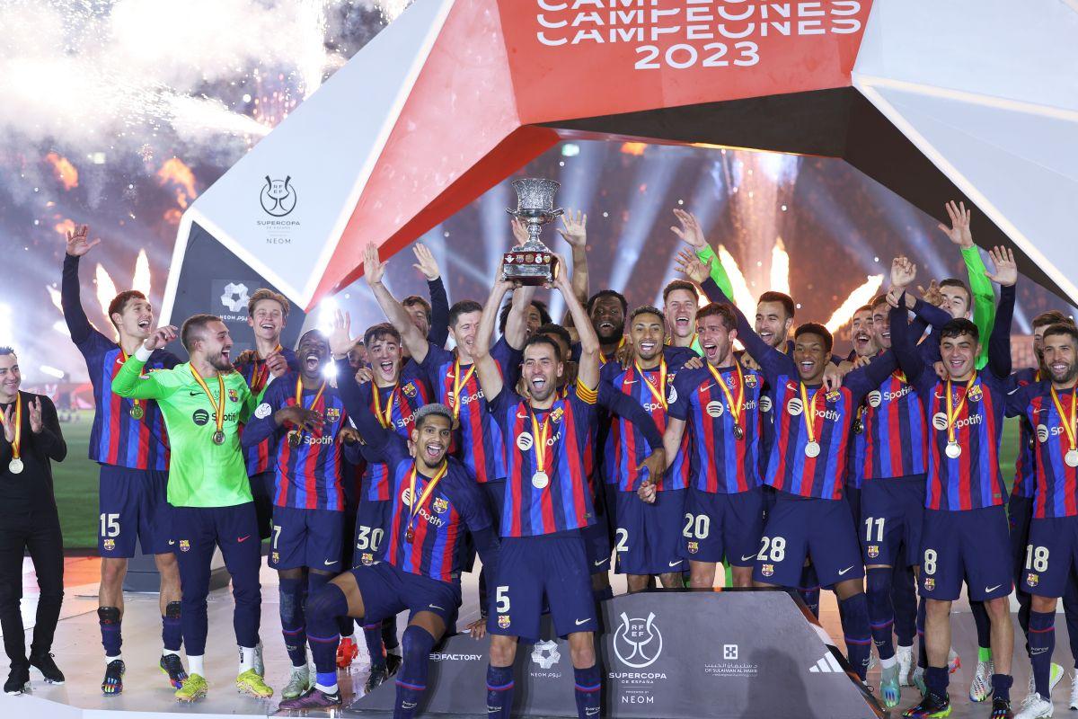 „Nu obosesc să-l laud. Băiatul ăsta n-are limite!” » Xavi Hernandez, vrăjit după evoluția cu Real Madrid: „Pasiune pură!”