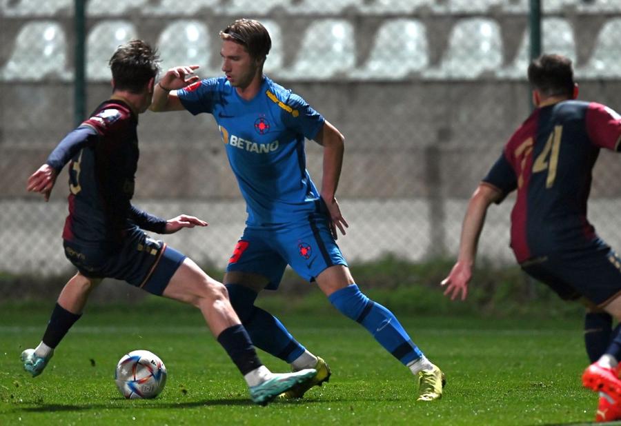 Vlad Tudor, în amicalul cu Pogon / foto: Cristi Preda FCSB are un nou număr 9 » Pintilii l-a folosit în ultimul sfert de oră al amicalului cu Pogon