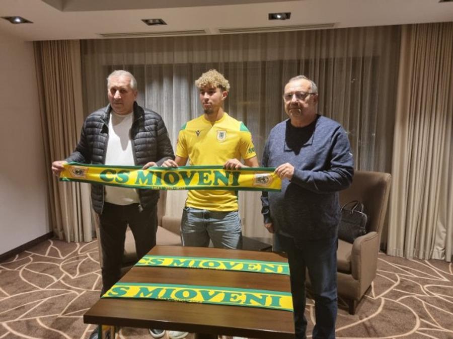 Un nou transfer pentru Dică la Mioveni » Belgienii știau că jucătorul vine la FCSB
