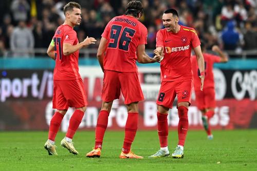 Adrian Șut (23 de ani), mijlocașul central de la FCSB, este dorit de FC Copenhaga și Bașakșehir/ foto Imago Images