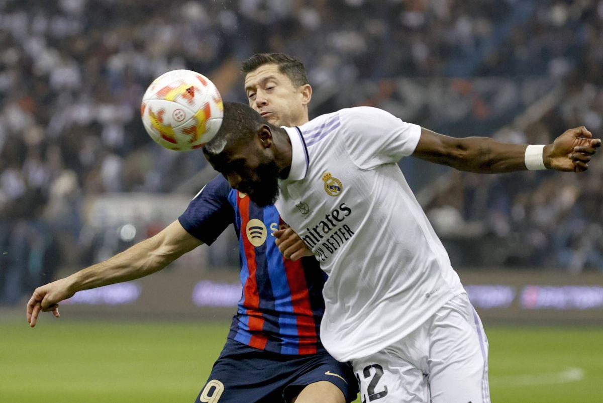 „Nu obosesc să-l laud. Băiatul ăsta n-are limite!” » Xavi Hernandez, vrăjit după evoluția cu Real Madrid: „Pasiune pură!”