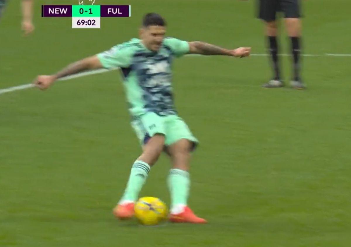 Newcastle - Fulham, penalty irosit de Mitrovic