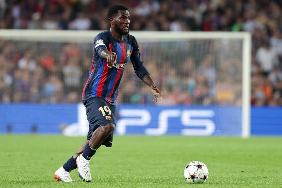 Franck Kessie/ foto Imago Images Barcelona vrea să scape de un jucător adus în vară » L-a propus la Inter, la schimb cu Brozovic