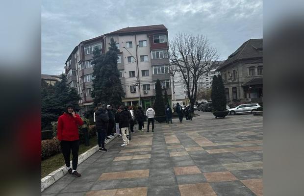 Grevă în Liga 2: nu s-au antrenat și s-au dus la primar să-și ceară salariile!