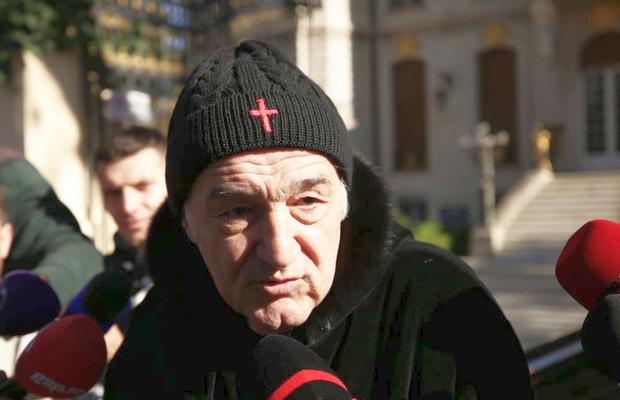 Gigi Becali, discurs scandalos » Jigniri către un oficial FRF și remarcă homofobă: „O să ne pună să avem în echipă o femeie și un homosexual. Adică două femei”
