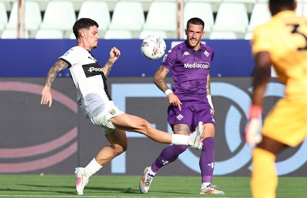 Critici dure la adresa lui Dennis Man: „Nu e prototipul potrivit pentru Fiorentina. Noi le-am văzut doar în rate!”