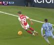 Fază uluitoare în Arsenal - Tottenham: l-a accidentat din dribling pe colegul lui Drăgușin!