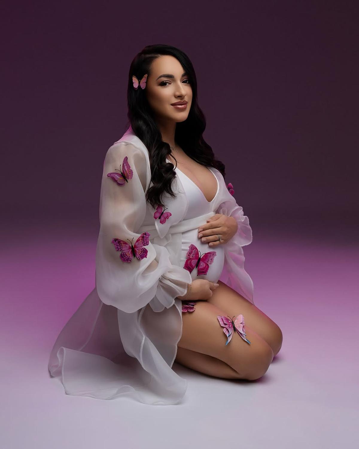 Larisa Iordache, ședință foto spectaculoasă înainte de naștere