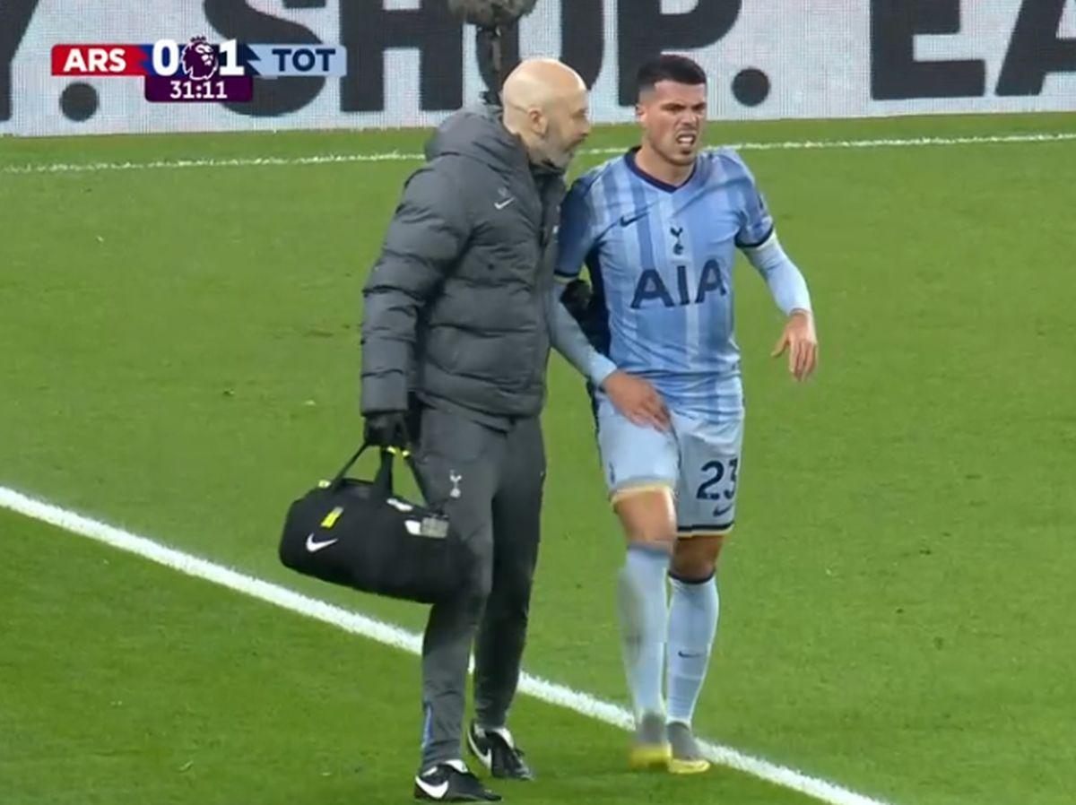 Fază uluitoare în Arsenal - Tottenham: l-a accidentat din dribling pe colegul lui Drăgușin!