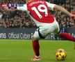 Fază uluitoare în Arsenal - Tottenham: l-a accidentat din dribling pe colegul lui Drăgușin!