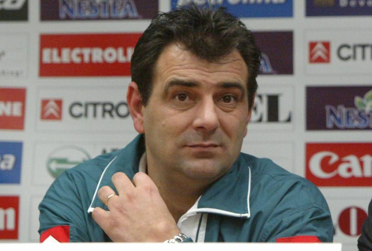 Ștefan Stoica, file din poveste: imagini cu fostul fotbalist și antrenor al Universității Craiova