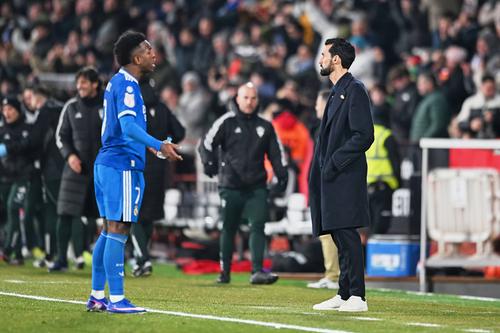Vinicius jr vociferează și în fața lui Alvaro Arbeloa, exact așa cum proceda și cu Xabi Alonso / Foto: Imago