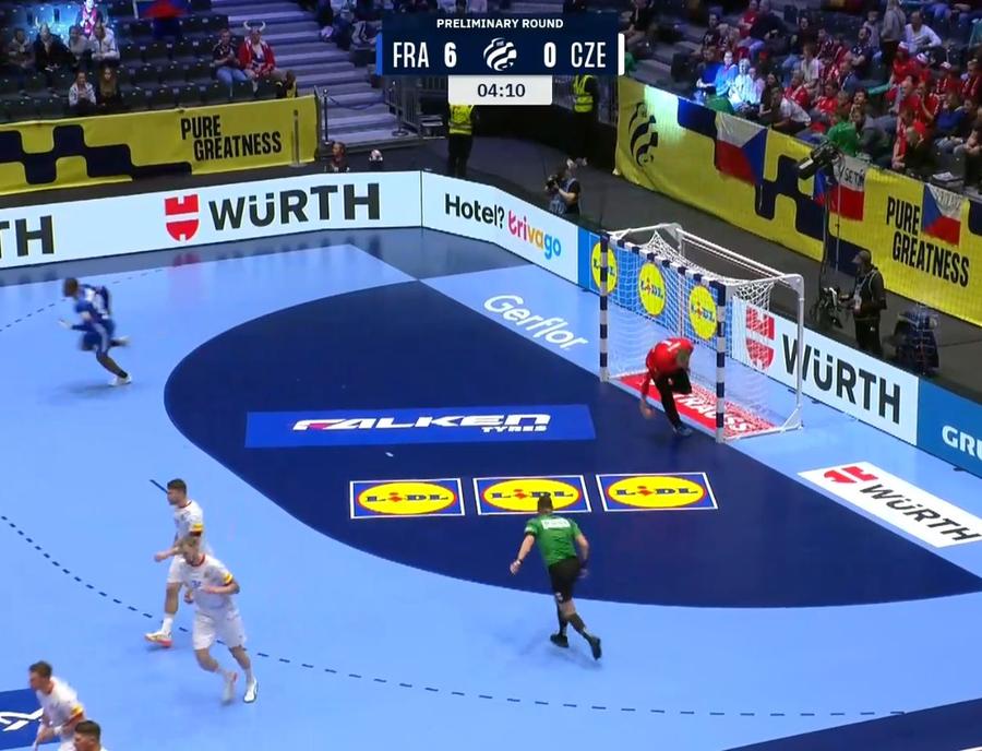FOTO: Captură @Voyo Euro 2026 de handbal masculin a început în stil mare: era 6-0 după primele 250 de secunde » Spectacol cu 70 de goluri