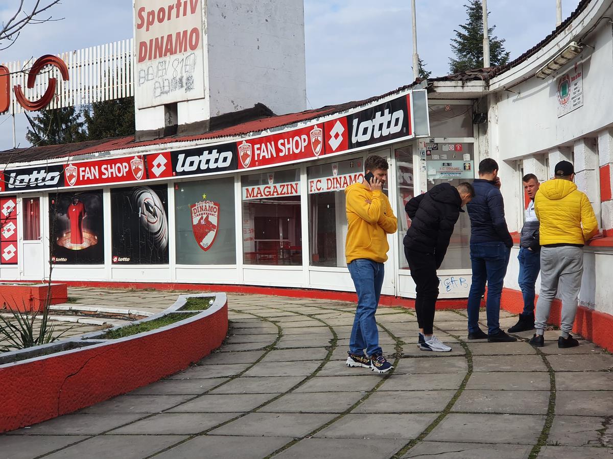 DINAMO - FCSB // Derby cu casa închisă! Recordul pe care îl vor bate fanii formației lui Becali și suma impresionantă strânsă de „câini”