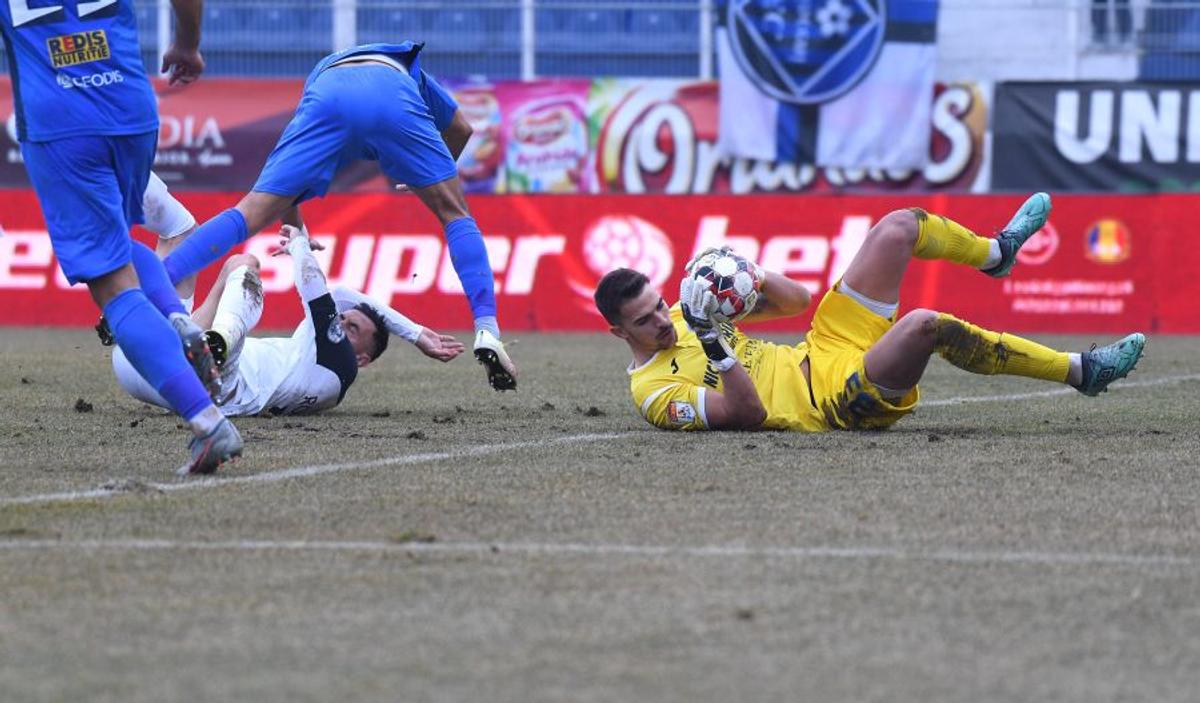 CLINCENI - GAZ METAN 2-3 // VIDEO+FOTO Cu inima-n gât, dar aproape de istorie: la 90 de minute de play-off! Cum se califică medieșenii