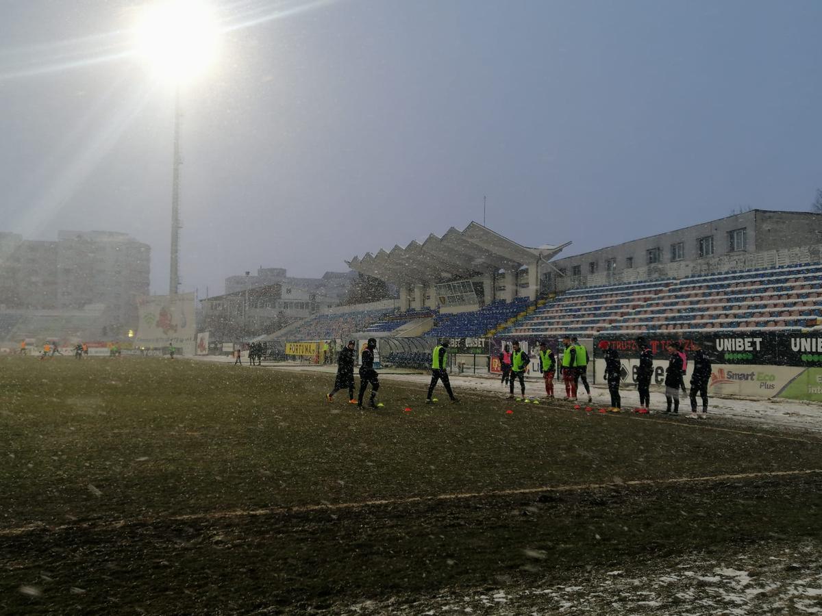 Mihai Teja, revoltat: „De ce dai penalty?! S-a întors să nu-i rupă nasul!” » Verdictul lui Ion Crăciunescu