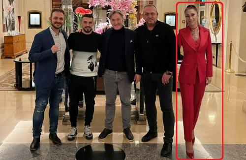 Anamaria Prodan a ținut cu orice preț să fie „prezentă” la sosirea lui Nicolae Stanciu (28 de ani, mijlocaș ofensiv) în China, la Wuhan Three Towns. Pentru a da bine pe Instagram, agentul a editat o poză și s-a „lipit” de colegii ei impresari.