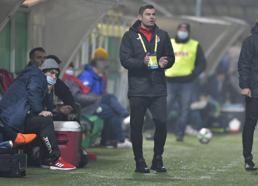 Antrenor nou în Superliga » Cine a apărut pe foaie la meciul de play-out