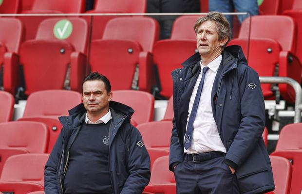 Ajax sub asediu! Van der Sar a vrut să-și dea demisia! » Întrebări despre bonusul lui Overmars