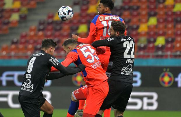 Revoltă după Chindia - FCSB: „Băgați odată VAR!”