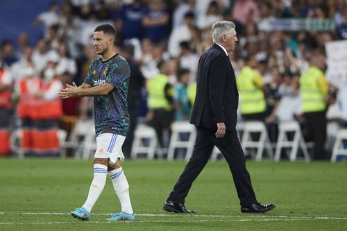 Eden Hazard (32 de ani), extrema belgiană a campioanei Spaniei, Real Madrid, s-ar afla în relații tensionate cu Carlo Ancelotti (63 de ani), tehnicianul italian al grupării de pe „Santiago Bernabeu”. 
Foto: Imago