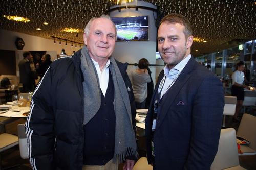 Hansi Flick pare să meargă la două capete: Bayern sau Barcelona? / Foto: Imago