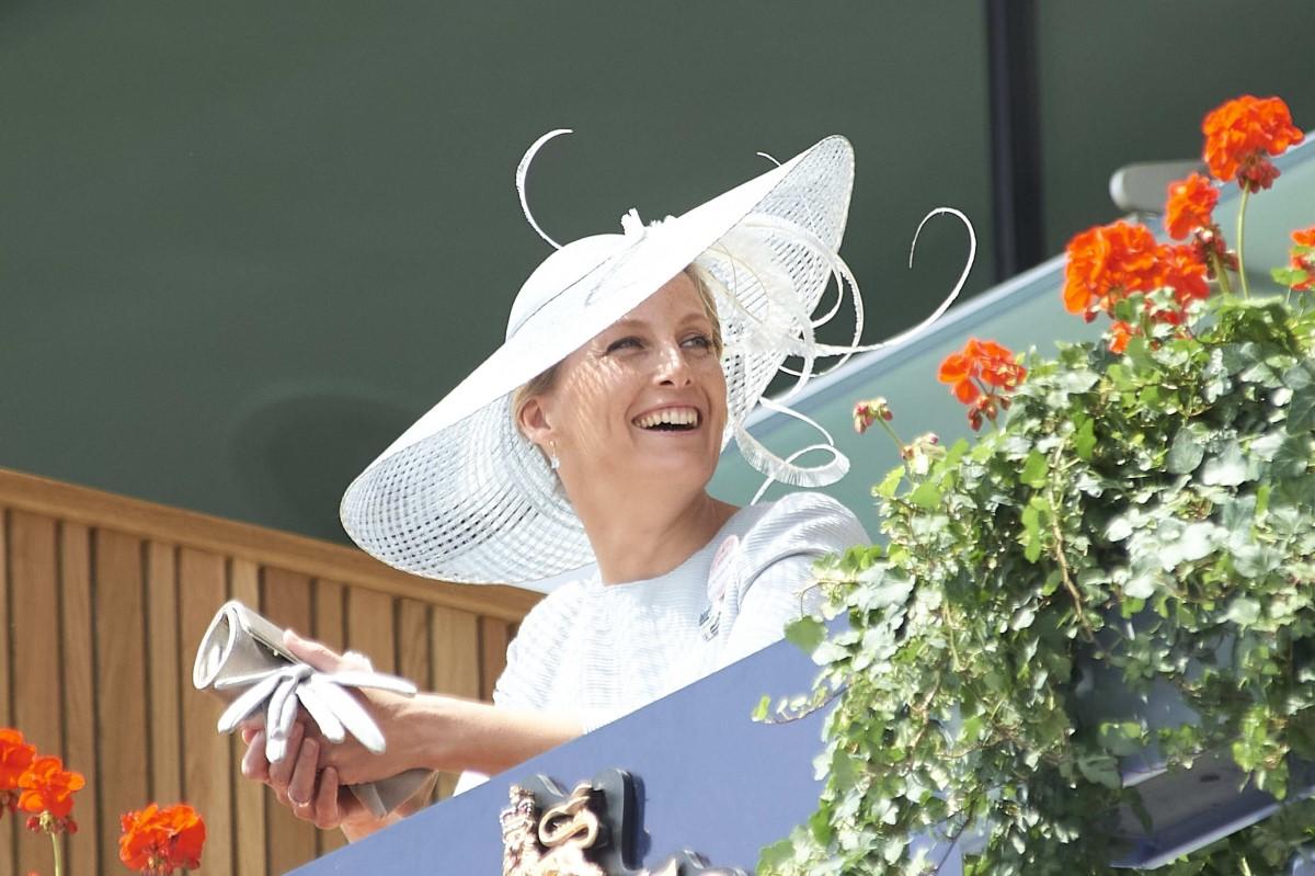 Imagini spectaculoase cu fanii la Royal Ascot, cea mai importantă cursă de cai din Marea Britanie