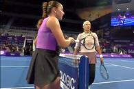 Moment tensionat între Ostapenko și Azarenka la Doha » Bielorusa și-a ignorat adversara după ce a văzut ce face