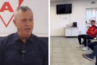 Mircea Rednic, show în conferință » Și-a strigat jucătorul, s-a ridicat și a început să cânte: „Cheamă-l, mă! Nu v-ați săturat de mine?”