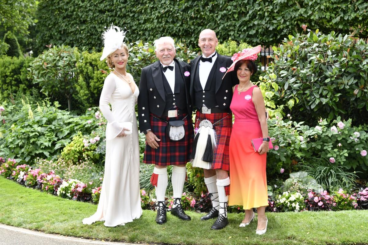 Imagini spectaculoase cu fanii la Royal Ascot, cea mai importantă cursă de cai din Marea Britanie