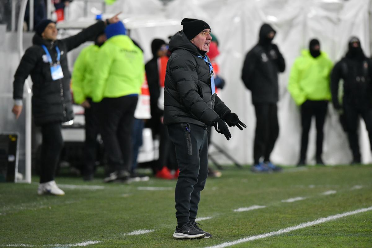 Farul o bate pe Dinamo și strânge tot mai tare lupta pentru play-off » Cum arată ACUM clasamentul Superligii