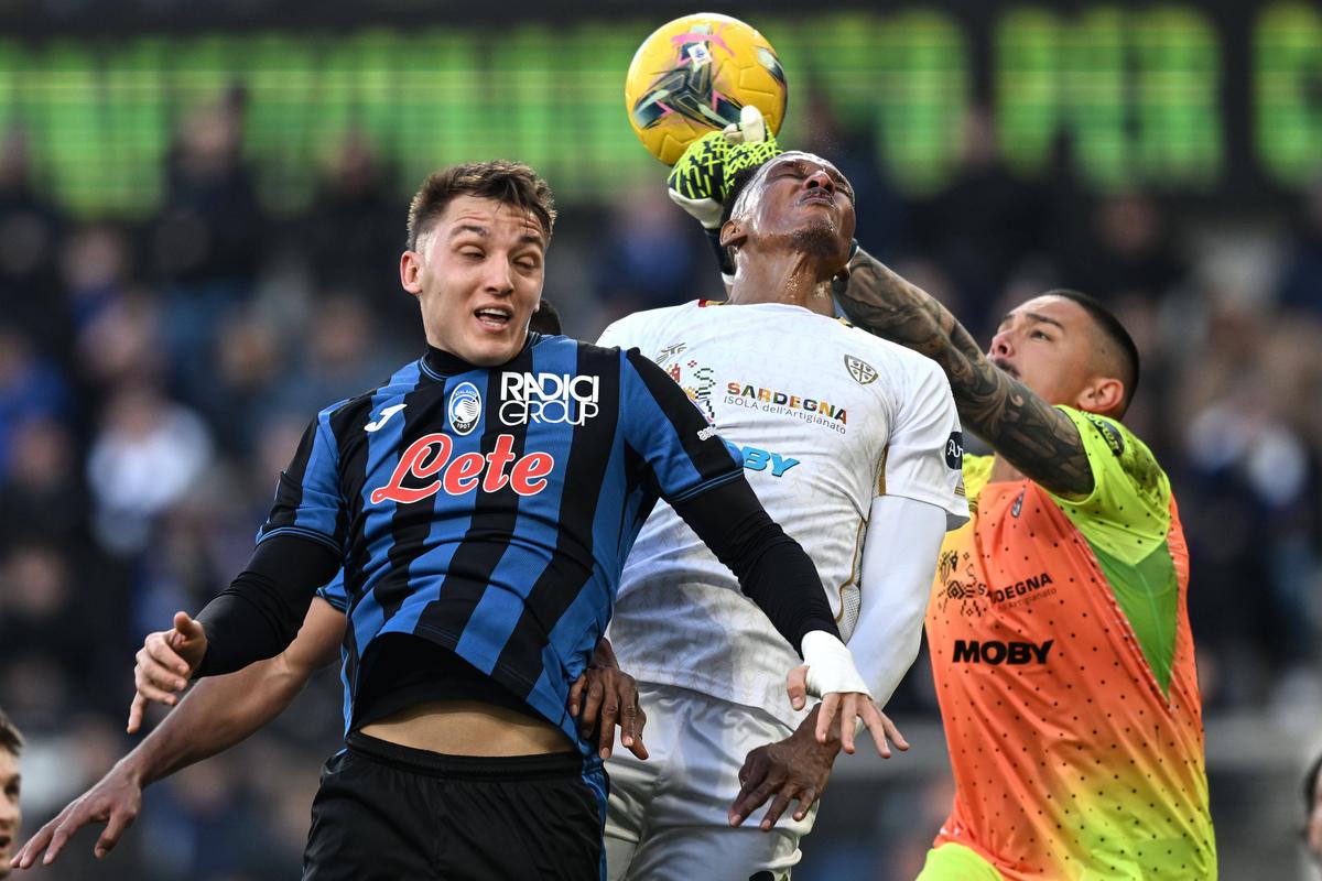 Punct mare obținut de Cagliari pe terenul lui Atalanta, cu Florinel Coman și Răzvan Marin pe teren