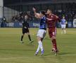 Alex Ișfan vs Denis Ciobotariu, în Farul - Rapid. Foto: Andrei Furnigă (GSP)