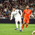 Federico Valverde (echipament alb), în Real Madrid - Sociedad 4-1 / Foto: Imago