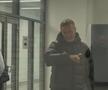 Momentul din culise cu MM Stoica » Gestul făcut în timp ce Sorin Cârțu oferea interviuri
