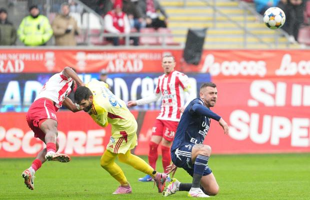 Acționarul echipei din Superliga aruncă bomba: „Riscăm să nu luăm licența!” + Explicațiile prăbușirii: „Ne-am rupt gâtul!”