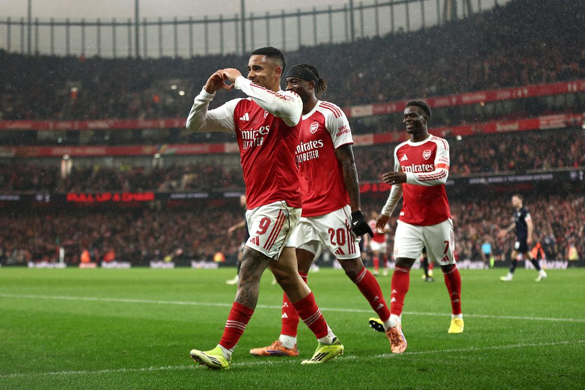 Arsenal continuă lupta pe patru fronturi! „Tunarii” n-au avut milă de Wigan și s-au calificat în „optimile” Cupei Angliei