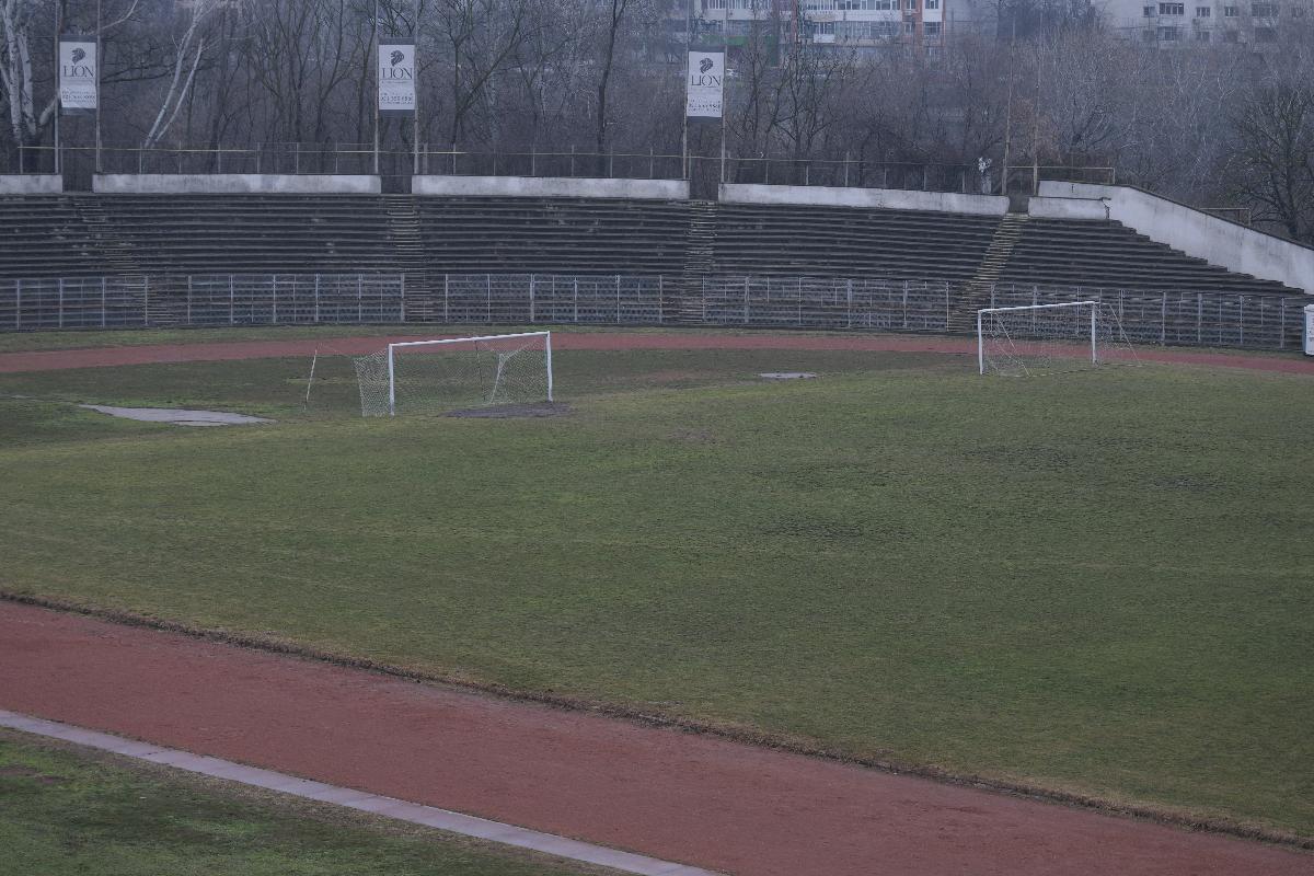 Singurul stadion din România unde Juventus a îngenuncheat » Vânat de piața imobiliară, GSP l-a găsit lăsat de izbeliște, dar securizat la maximum