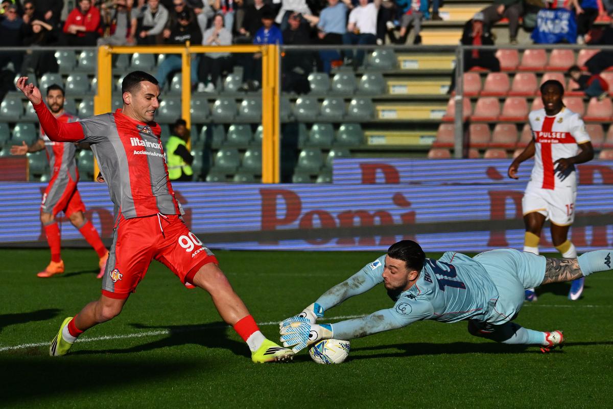 Cremonese - Genoa // 15 februarie 2026