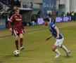 Christensen vs Cristi Ganea, în Farul - Rapid. Foto: Andrei Furnigă (GSP)