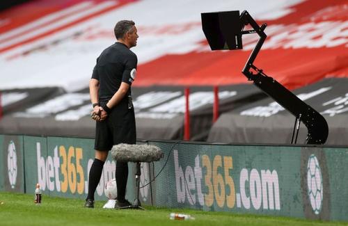 VAR în România: s-a ajuns la un acord pentru instruirea arbitrilor! Când vor fi primele meciuri cu videoarbitraj